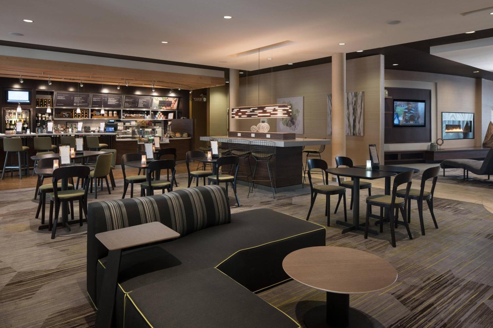 מלון Courtyard By Marriott גלנווד ספרינגס מראה חיצוני תמונה