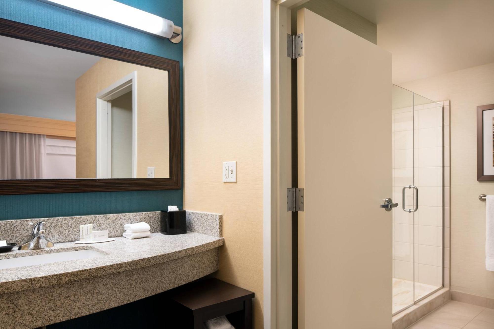 מלון Courtyard By Marriott גלנווד ספרינגס מראה חיצוני תמונה